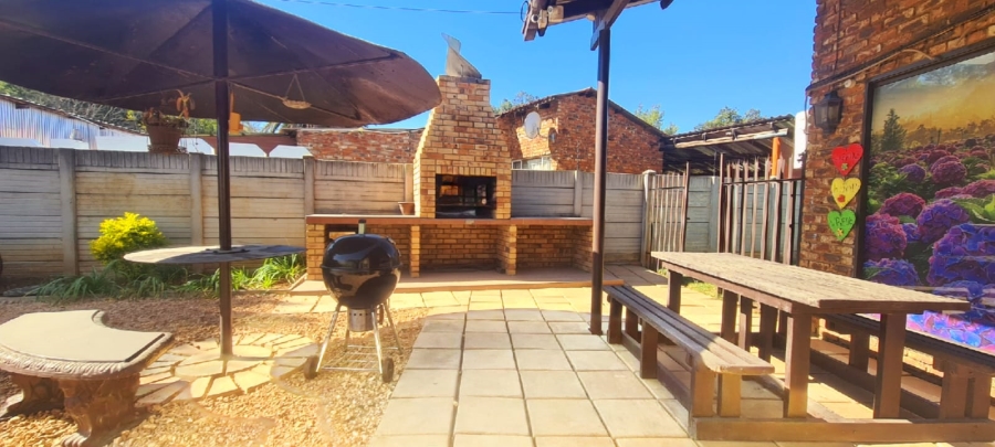3 Bedroom Property for Sale in Orkney Park North West